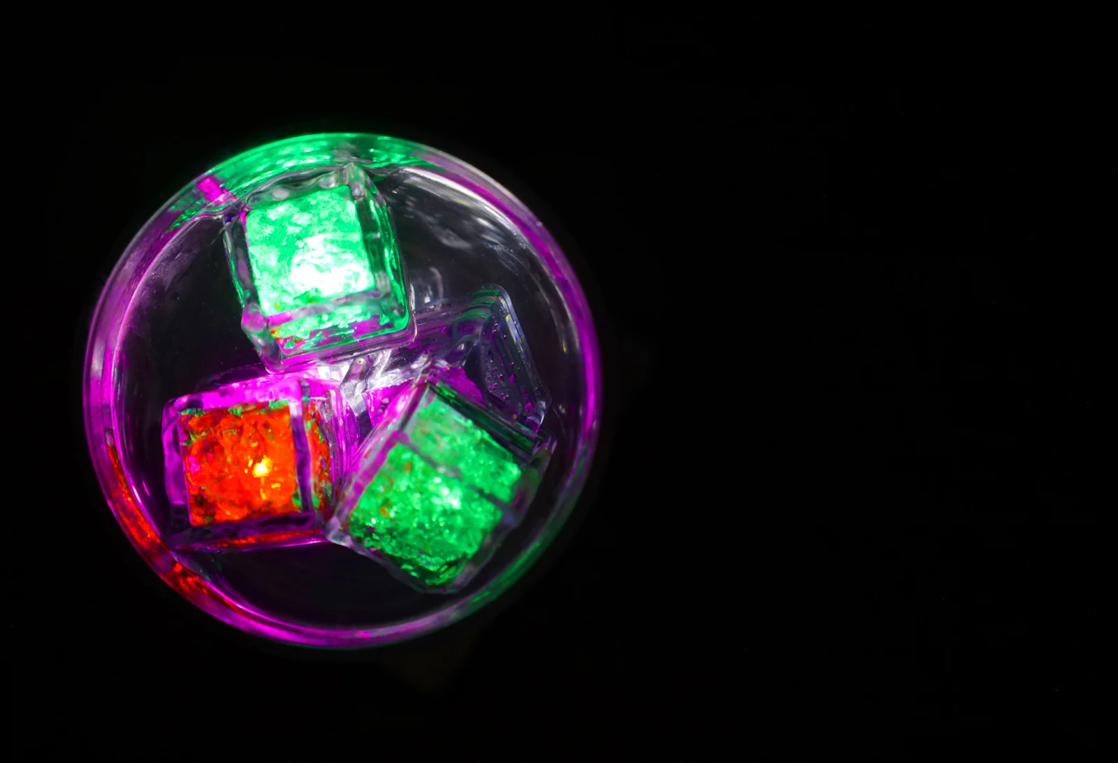 Objects in colour
